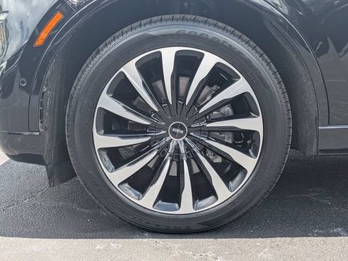 Used 2023 Lincoln Aviator Black Label Grand Touring w/ Class IV Trailer Tow Package AWD/4WD image 14