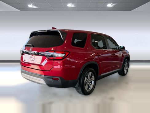 Used 2023 Honda Pilot EX-L image 9