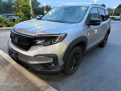 Used 2022 Honda Pilot TrailSport image 3