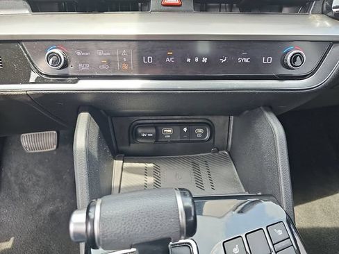 Used 2023 Kia Sportage EX FWD image 27