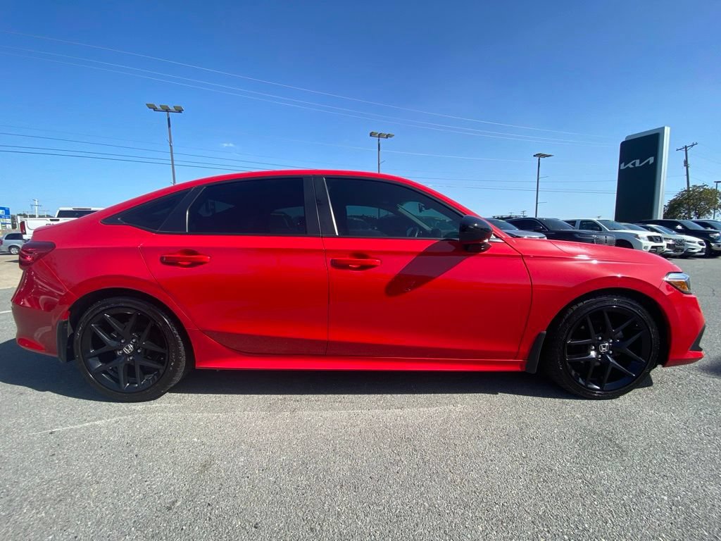 Used 2023 Honda Civic Sport image 8
