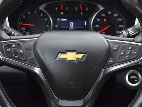 Used 2019 Chevrolet Equinox LT AWD/4WD image 15
