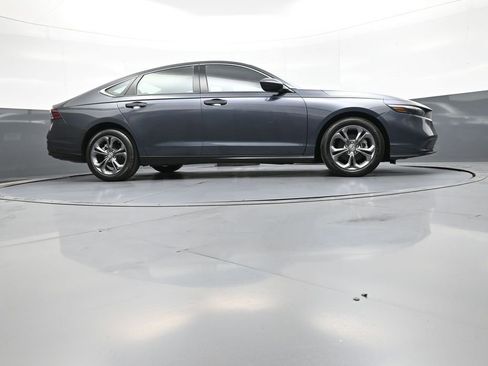 Certified 2023 Honda Accord EX image 29