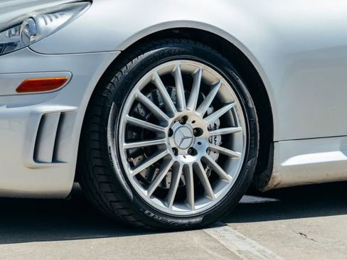 Used 2006 Mercedes-Benz SLK 55 AMG image 51