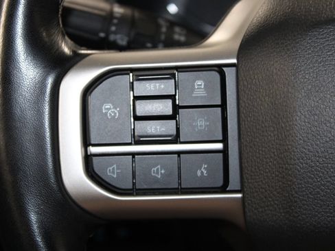 Used 2024 Ford Expedition Limited RWD image 39
