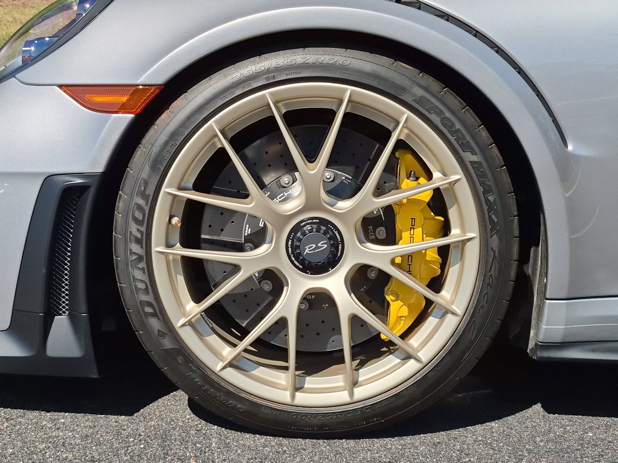 Certified 2018 Porsche 911 GT2 RS RWD image 31
