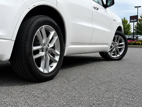 Used 2024 Dodge Durango R/T RWD image 9