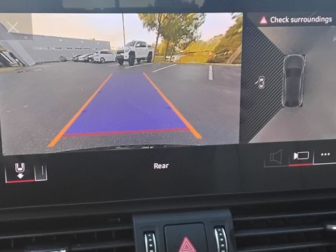 Certified 2025 Audi Q5 2.0T Premium Plus image 29