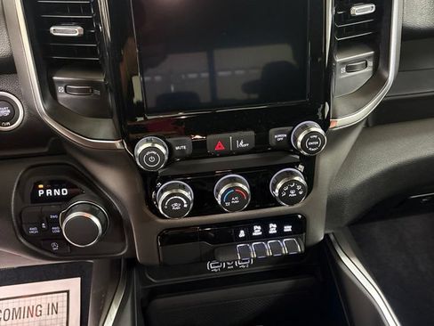 New 2026 RAM 1500 Express AWD/4WD image 13