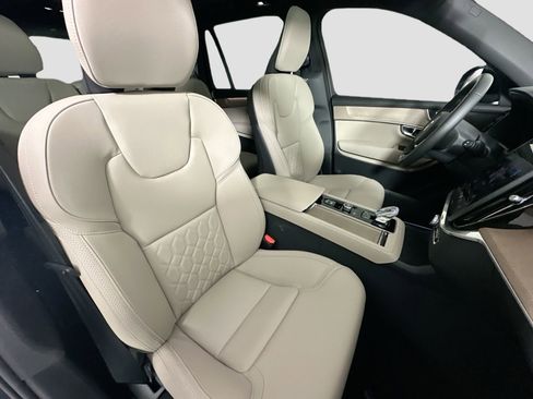 New 2026 Volvo XC90 B5 Core AWD/4WD image 30