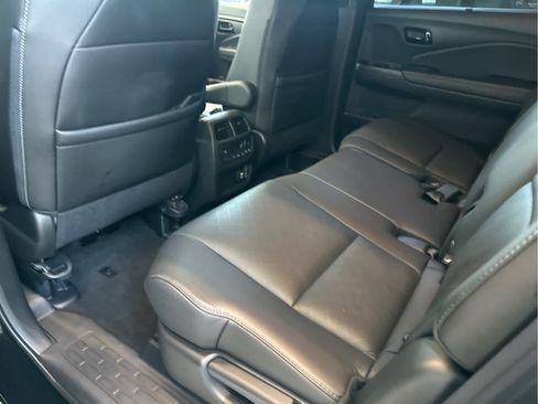 Used 2023 Honda Passport Elite image 12