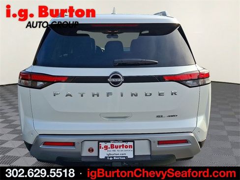 Used 2023 Nissan Pathfinder SL image 5