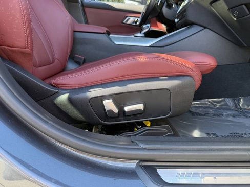 Used 2022 BMW 330i xDrive Sedan w/ M Sport Package image 35