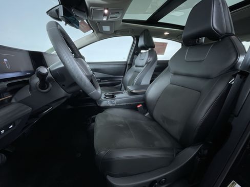 Certified 2024 Nissan Ariya AWD image 15
