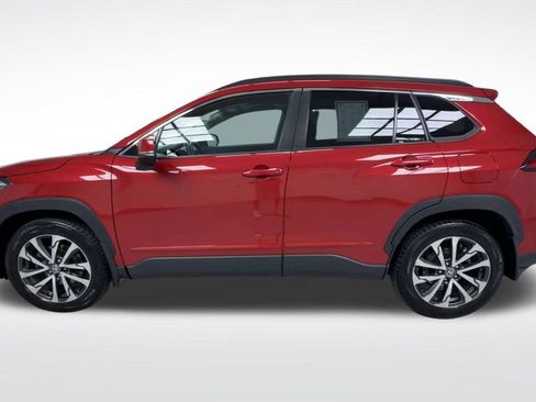 Certified 2023 Toyota Corolla Cross XLE w/ Convenience Package AWD/4WD image 22