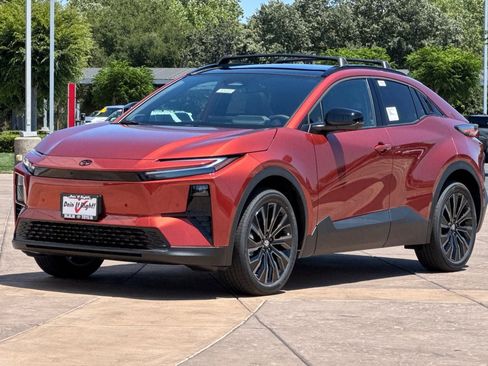 New 2026 Toyota C-HR AWD/4WD image 8