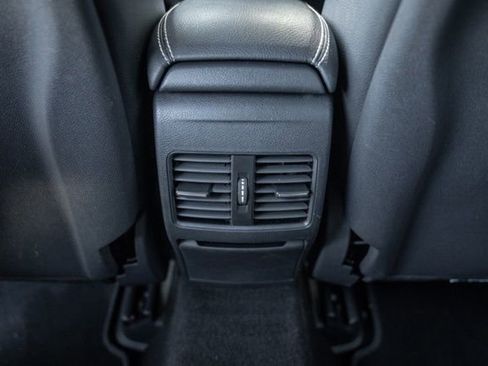 Used 2016 Mercedes-Benz GLA 250 image 45