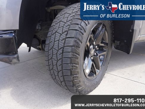 Used 2021 Chevrolet Silverado 1500 LT Trail Boss w/ Convenience Package II image 11