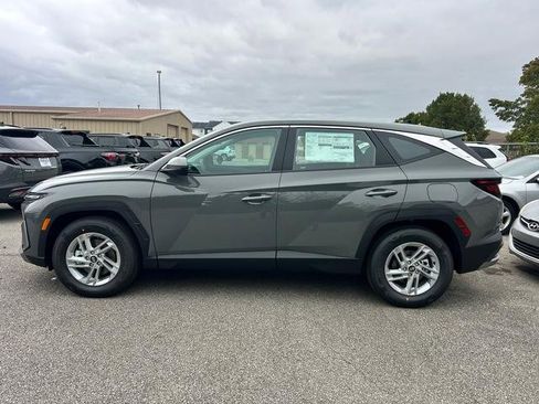 New 2026 Hyundai Tucson SE image 2