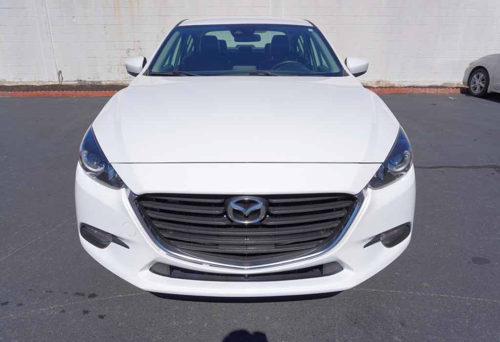 Used 2018 MAZDA MAZDA3 Touring FWD image 3
