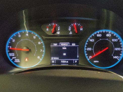 Used 2021 Chevrolet Equinox LS FWD image 23