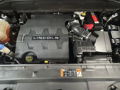 Used 2017 Lincoln MKX Reserve FWD image 22