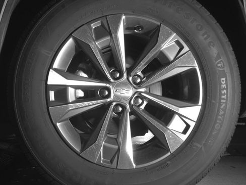 Used 2025 Chevrolet Equinox LT FWD image 14