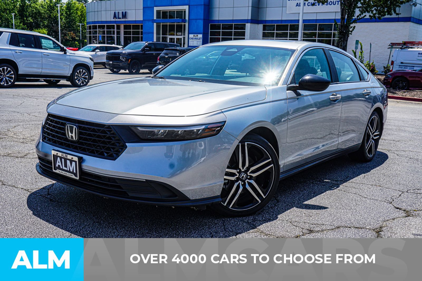 Used 2024 Honda Accord Sport image 2