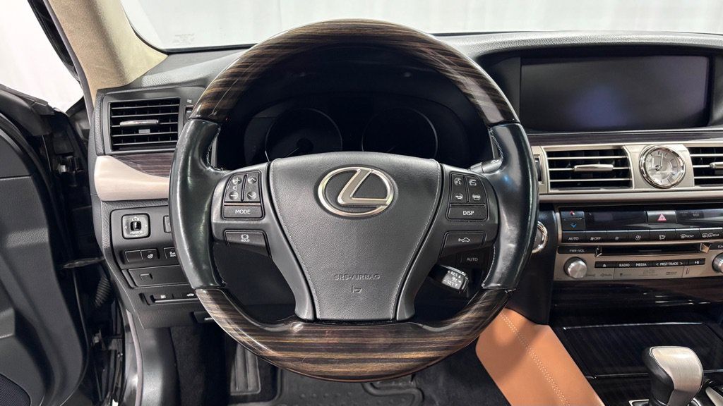 Used 2015 Lexus LS 460 L AWD/4WD image 13