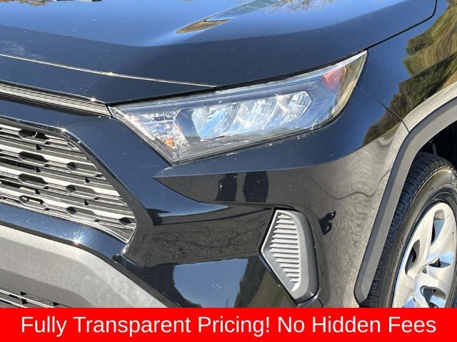 Used 2019 Toyota RAV4 LE w/ All Weather Liner Package AWD/4WD image 10