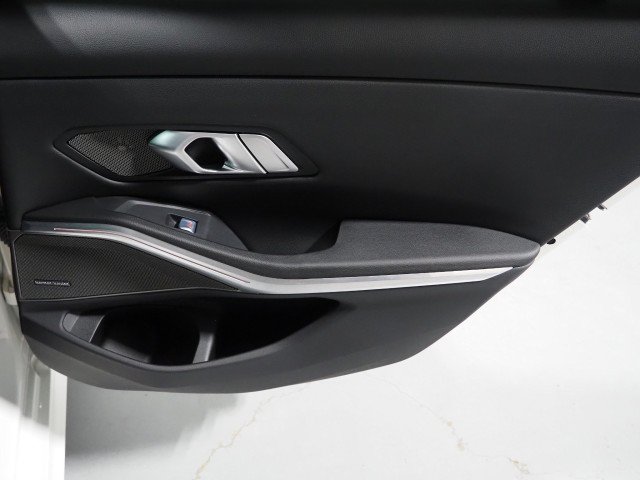 Used 2025 BMW M340i w/ Premium Package RWD image 70
