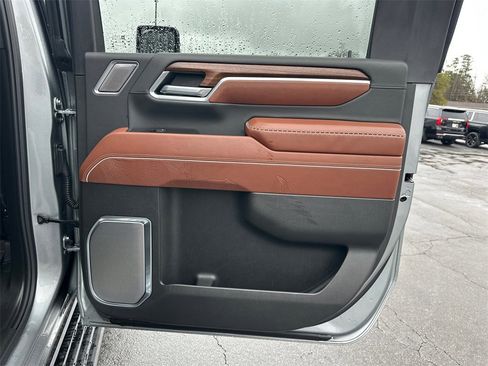 Used 2026 GMC Sierra 2500 Denali Ultimate image 17