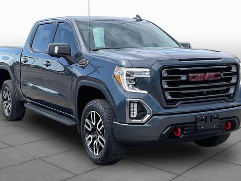 Used 2022 GMC Sierra 1500 AT4 w/ AT4 Premium Package AWD/4WD image 3