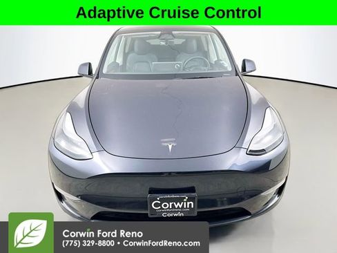 Used 2024 Tesla Model Y Long Range image 2