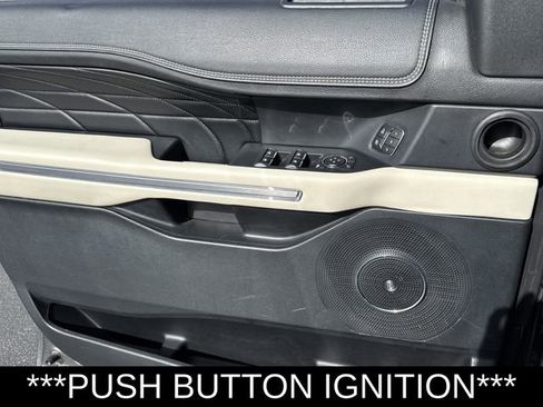 Used 2018 Ford Expedition Platinum AWD/4WD image 10