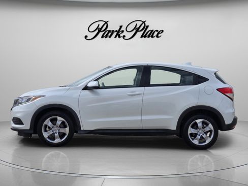 Used 2021 Honda HR-V LX image 2