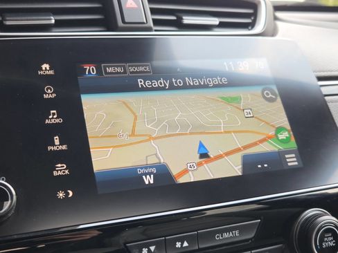 Used 2017 Honda CR-V Touring image 3