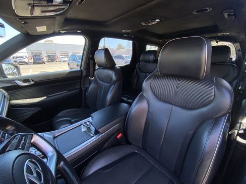 Used 2023 Hyundai Palisade Calligraphy image 18