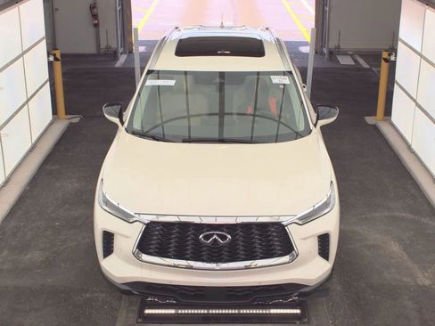 Certified 2023 INFINITI QX60 Luxe w/ Cargo Package FWD image 2