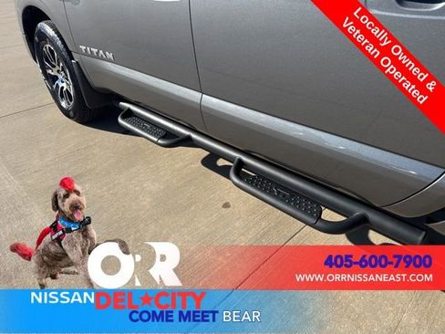 Used 2023 Nissan Titan SV w/ Accessory Utility Package image 10