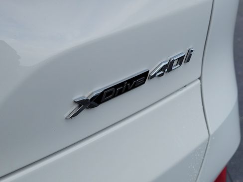 Used 2024 BMW X5 xDrive40i w/ Premium Package AWD/4WD image 6