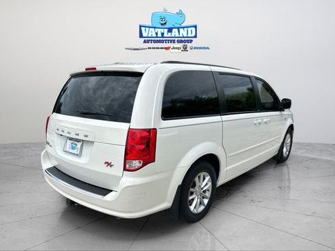 Used 2013 Dodge Grand Caravan SXT w/ UConnect Hands-Free Group FWD image 5