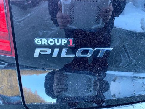 Used 2017 Honda Pilot Elite image 33