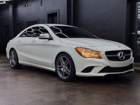 Used 2016 Mercedes-Benz CLA 250 image 11