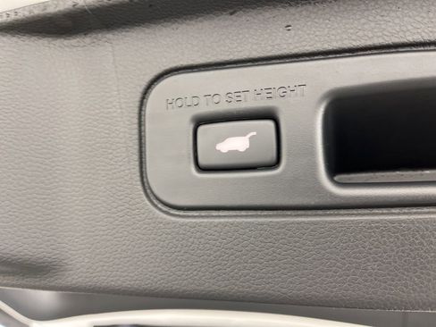 Certified 2023 Honda Pilot Elite image 11