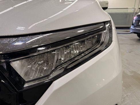 Used 2023 Honda Odyssey Touring image 9