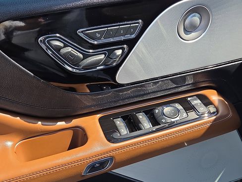 Used 2021 Lincoln Aviator Grand Touring w/ Equipment Group 302A image 15