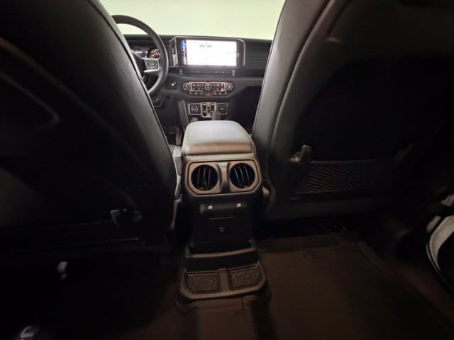 New 2026 Jeep Wrangler Unlimited Sahara AWD/4WD image 26