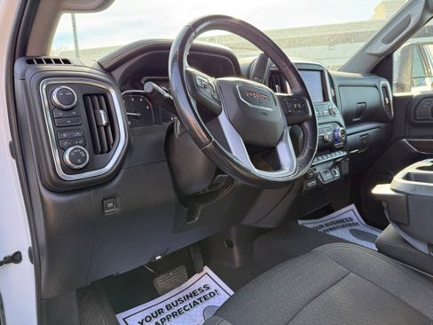 Used 2022 GMC Sierra 2500 SLE w/ SLE Value Package; image 13