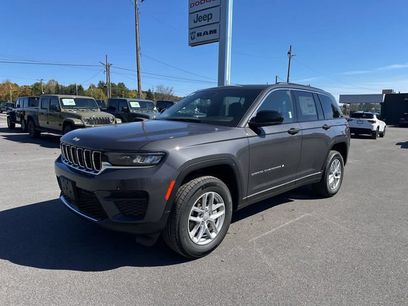New 2025 Jeep Grand Cherokee Laredo X w/ Luxury Tech Group I